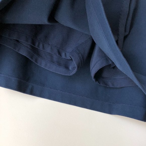 ATHLETA TENNIS SKORTS. - Picture 4 of 6